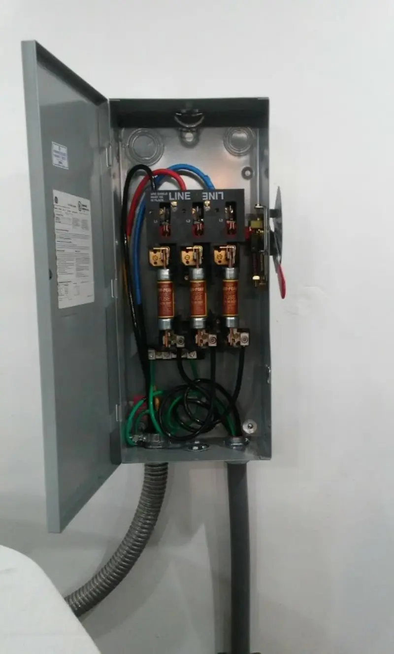 Three-phase disconnect switch installed for Electrical Wiring & Rewiring in St. Bernard